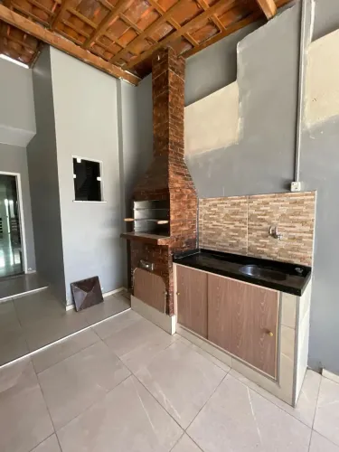 Casa para repasse à venda tem 90 metros quadrados com 2 quartos em Cidade Nova - Maracanaú