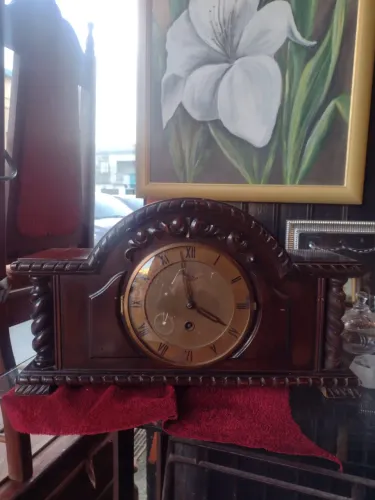 Antigo relógio de mesa Silco