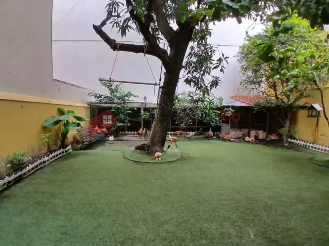 Casa, 373m², à venda, 5 quartos, 2 suítes, 5 banheiros, 13 vagas de garagem - Vila da Penh