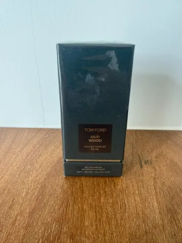 PERFUME TOM FORD OUD WOOD EAU DE PARFUM 100 ML NOVO E LACRADO