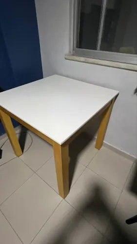 Mesa de jantar (Tok&Stok)