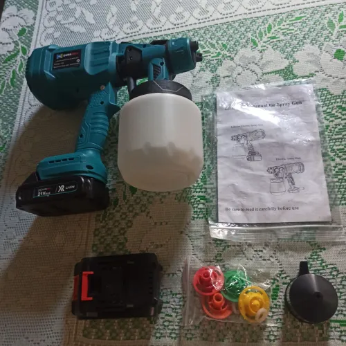 Vendo 1 Pistola de pintura elétrica com 2 baterias