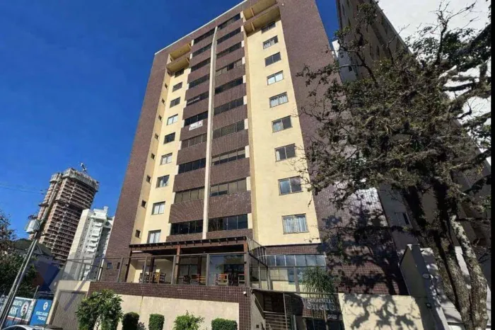 Apartamento com 3 dormitórios à venda por R$ 700.000,00 - Centro - Cascavel/PR