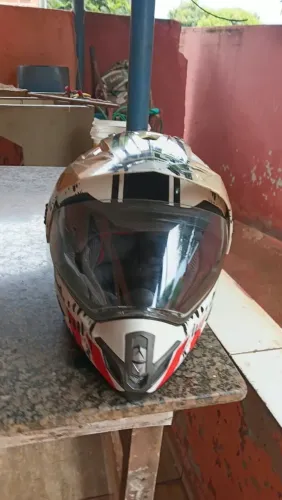 Capacete helt