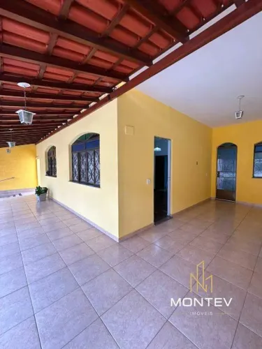 Casa residencial à venda no Bairro São José, em Divinópolis/MG