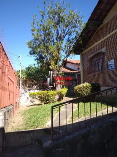 Casa com 3 quartos à venda em Belo Horizonte
