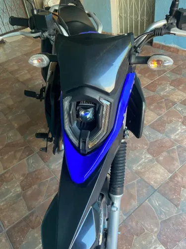 Vendo moto Yamaha Crosser Z ABS