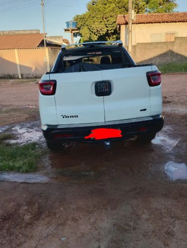 Imagem de Fiat Toro Volcano 2.0 16V 4X4 TB Diesel Aut. 2017