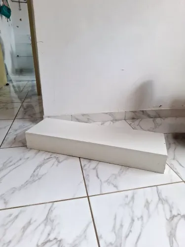 Base MDF para vitrine/expositor