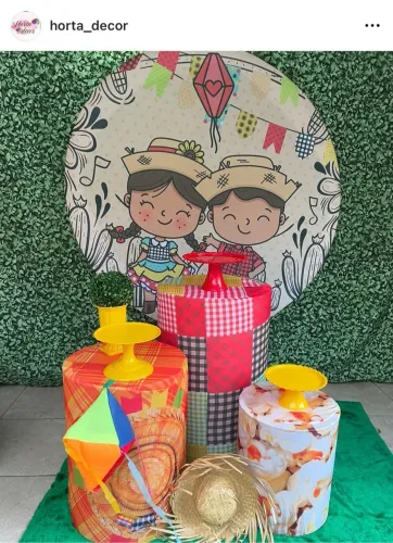 Decoração pegue e monte 