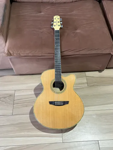 Violão STRINGBERG JUMBO. Tampo ABETO e corpo MAPLE Cordas NOVAS. Estado de NOVO