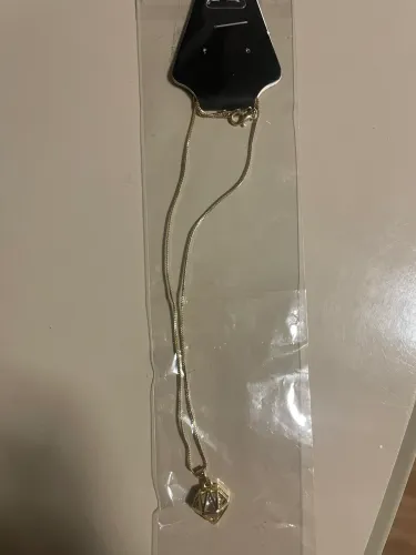 Bijouteria colar com pingente com pedra