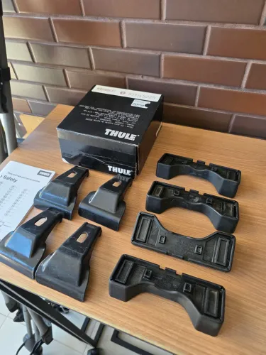 Kit THULE 5225 -Suporte para Chevrolet aonde Plus <br><br>garras Onix Plus