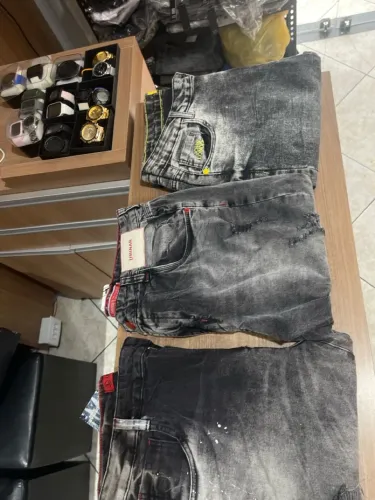 3 calça jogador por R$300