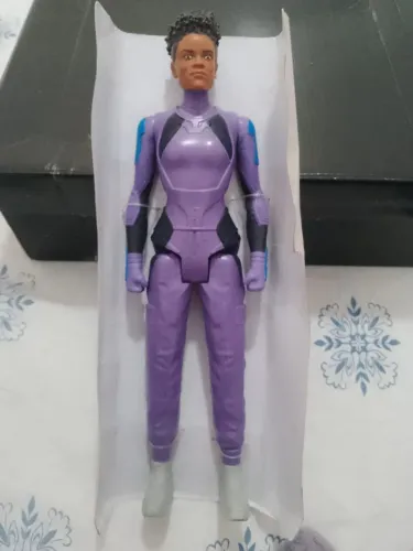Boneca Shuri 30cm Pantera Negra Wakanda Para Sempre - Hasbro