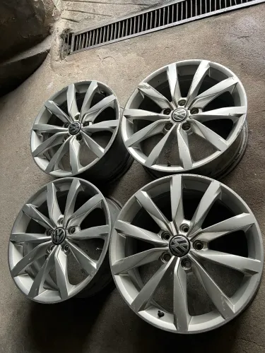 Jogo de roda vw 