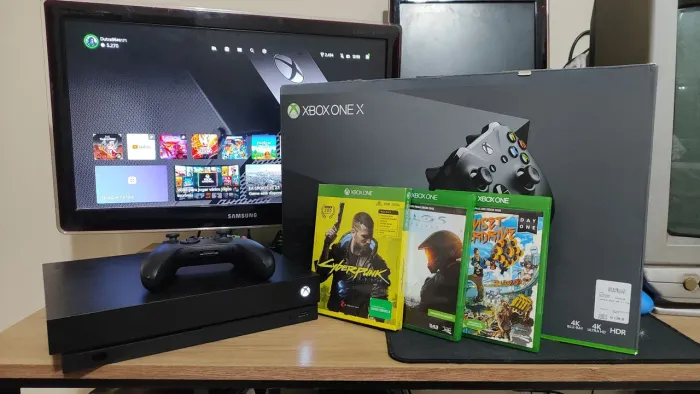 XBOX ONE X 1TB Completo + 3 jogos