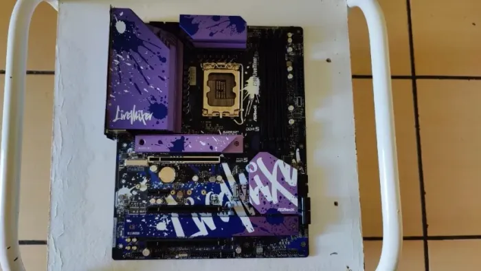 placa mae ASROCK Z790 LiveMixer