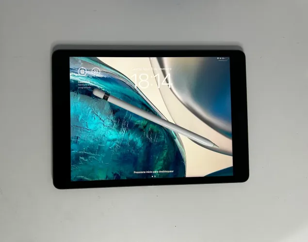 Ipad 8º geração original com caixa e capinha + apple pencil original 1º geração 