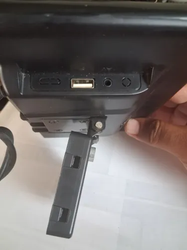 Tela monitor multimédia 