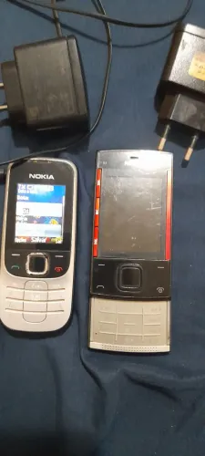 Vendo celular nokia antigo funcionando 