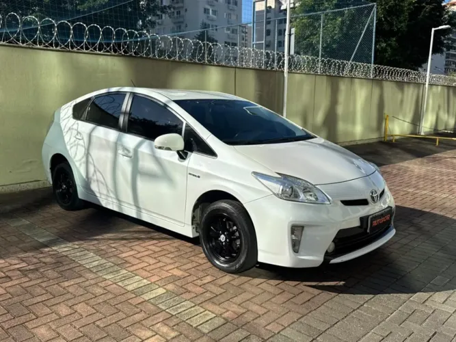 Toyota Prius Hybrid 1.8 16V 5P Aut. 2013