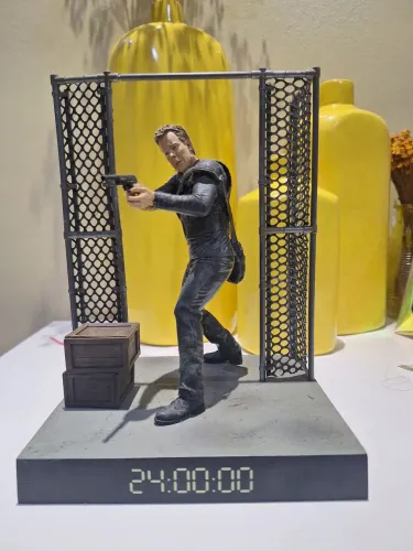 Action figure Jack Bauer 24 Horas- Mcfarlane