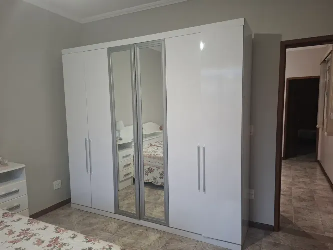 Quarto completo