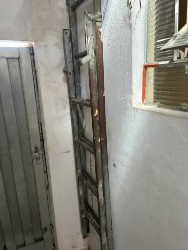 Escada de ferro