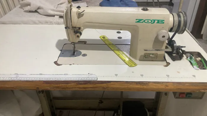 Vendo máquina costuras
