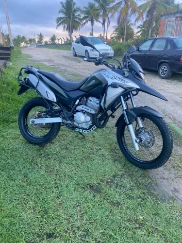 Xtrem moto muito boa nada pra fazer aceito troca em carro
