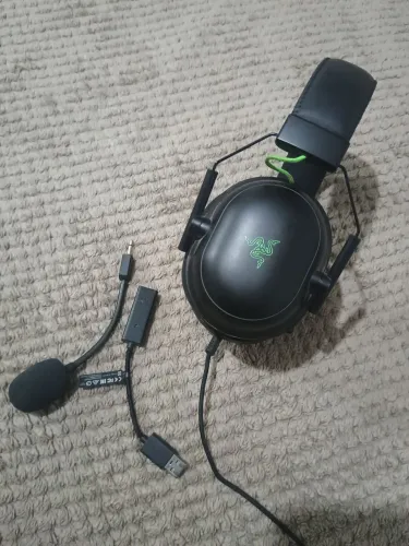 Headset razer blackshark V2 usb soundcard
