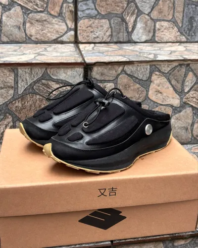 Mule Pace Musmo Black