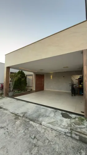 Oportunidade casa 3/4 sendo um suite no Alegria 2 | Casa Reformada