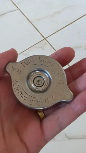 Tampa Radiador Tenere 660
