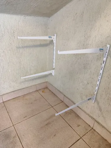kit trilhos e suportes removiveis para prateleira aço branco