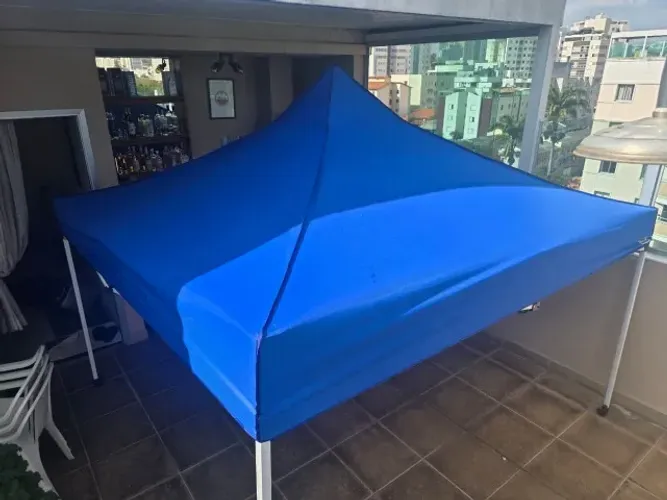 Tenda sanfonada azul super reforçada 2.90x2.90 nova sem uso