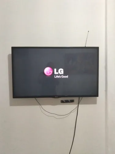 Tv LG 43 polegadas nova