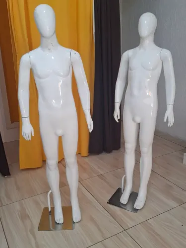 Manequins Infantis unissex em Fibra - Vende separado ou em kit