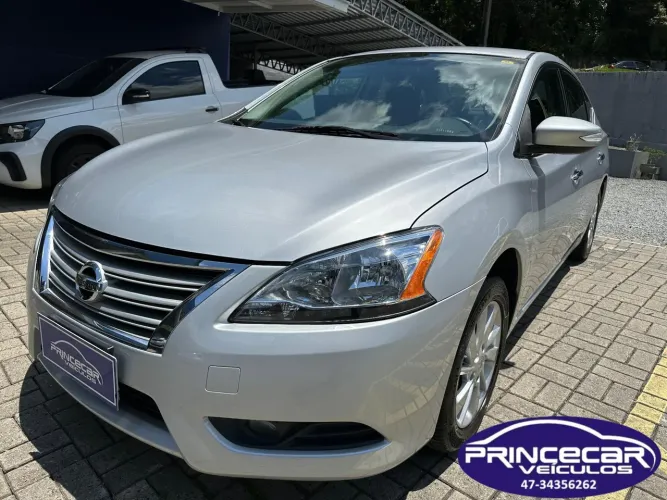 Nissan Sentra SV 2.0 16V CVT (flex) 2014