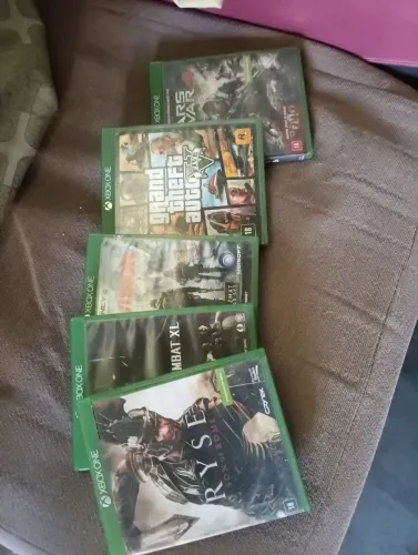 Vendo ou troco jogos de Xbox one troco em manetes para Nintendo wii e game cube
