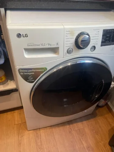 LAVADOURA E SECADORA LG - ÓTIMA PARA APARTAMENTO