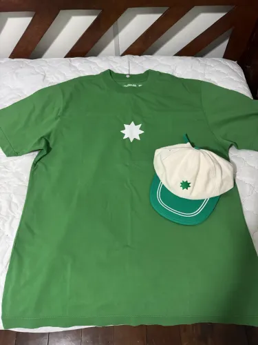Merch Tim Bernardes - Camiseta e boné