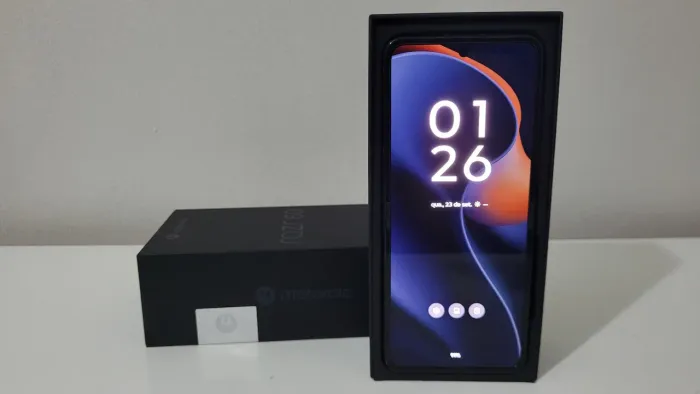 Motorola Razr 60 5G 256Gb 12Gb RAM - Impecável + NF