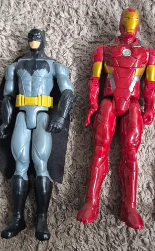 Super heróis! 30 cm.