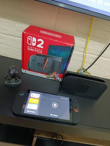 NINTENDO SWITCH 2 SEMI NOVO, 3 MESES DE USO, NÃO ABAIXO O VALOR