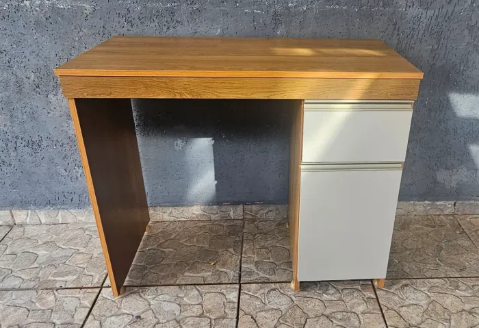 ESCRIVANINHA PC NOVO - ENTREGAMOS MONTADO