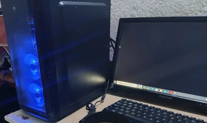 PC GAME VENDO OU TROCO