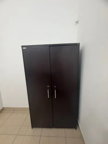 Armario em perfeito estado.