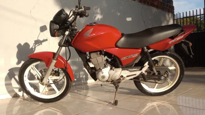 Titan esd 2004